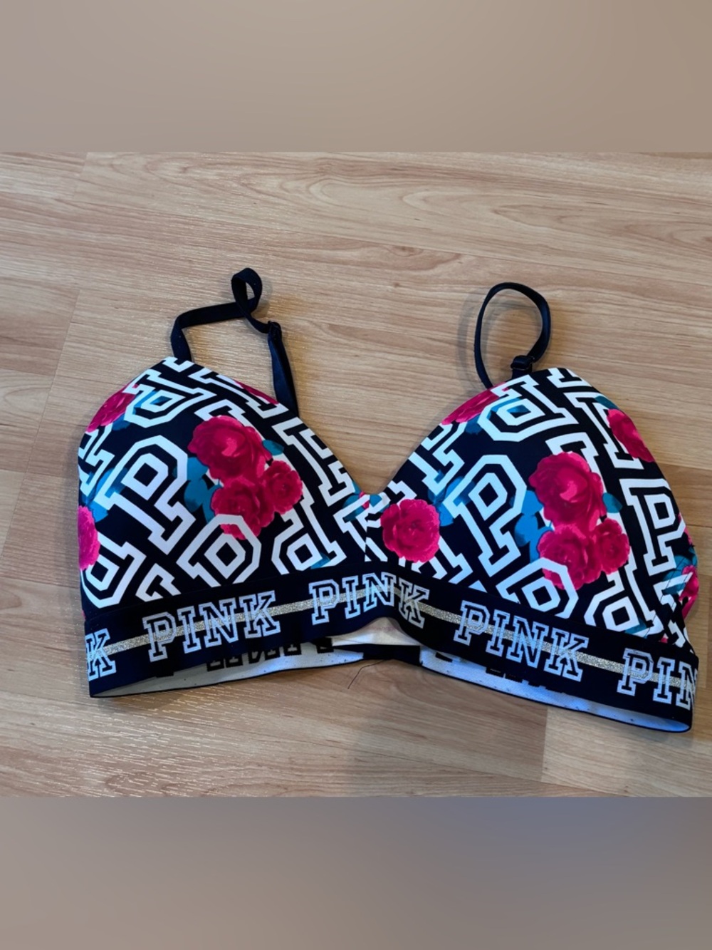 5/$25‎ PINK Victoria’s Secret Wear Everywhere Lightly lined bra
